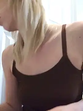AmethystFoxx online show from May 14, 7:33 pm