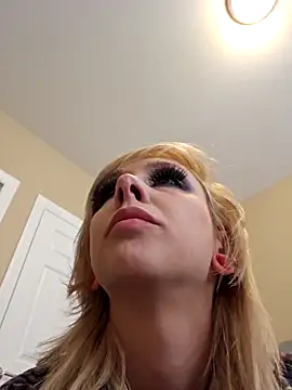 AmethystFoxx online show from March 14, 9:21 pm