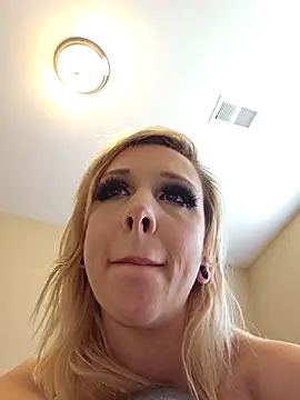 AmethystFoxx online show from May 11, 6:49 pm