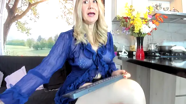 ashleymilf 1 online show from March 29, 5:03 pm