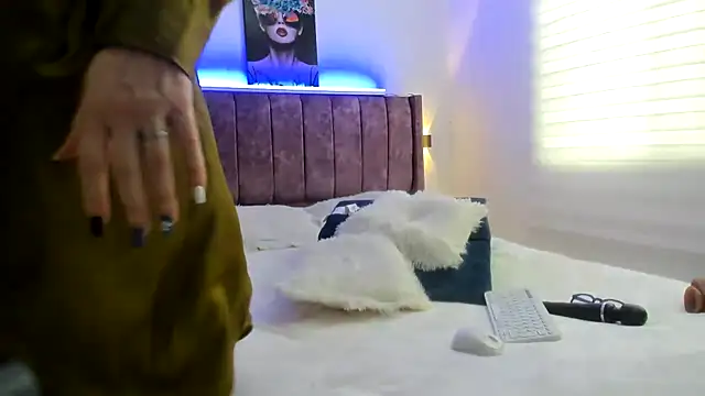 ashleymilf 1 online show from July 9, 3:55 pm