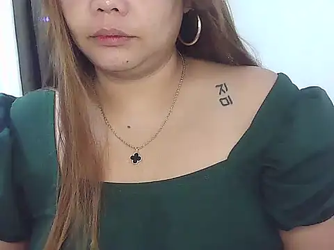 wild amber25 online show from January 13, 6:45 pm