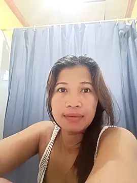 wildlavender69 online show from April 20, 9:23 am