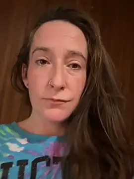 Mini And The Bear online show from February 13, 7:03 pm