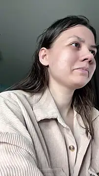 NinaVI online show from March 2, 5:20 pm