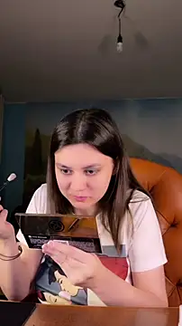 NinaVI online show from December 15, 6:48 pm