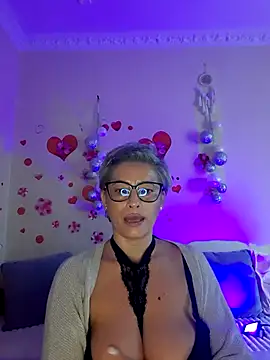 BellaBellaHot online show from October 26, 11:21 am