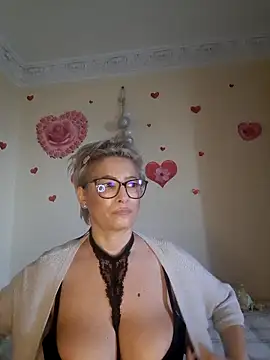 BellaBellaHot online show from November 17, 9:24 am