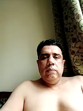 Snapshot of brilliant9 chatting on April 19, 8:04 am brilliant9 online show from April 19, 8:04 am