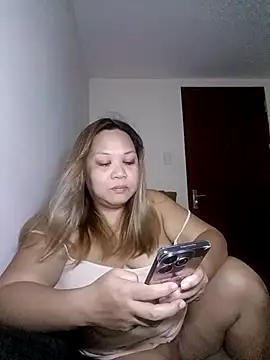 Sweet asian kylie online show from March 1, 9:40 am