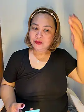 Snapshot of Sweet_asian_kylie chatting on May 1, 7:52 pm Sweet asian kylie online show from May 1, 7:52 pm