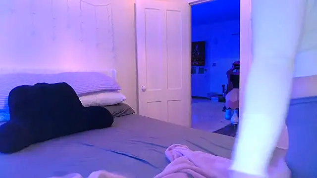 ashleyblaydex online show from February 19, 10:51 pm