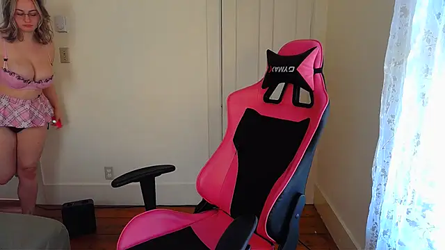 ashleyblaydex online show from March 29, 2:08 pm