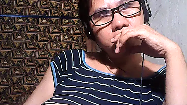 sweetsosie18 online show from February 28, 6:18 pm