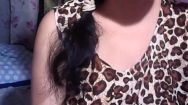 sweetsosie18 online show from September 9, 5:28 am