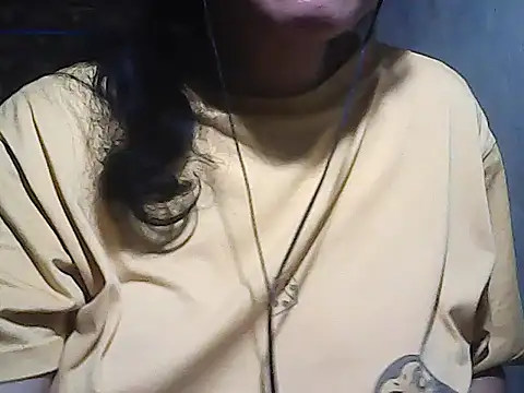 sweetsosie18 online show from January 17, 5:55 am