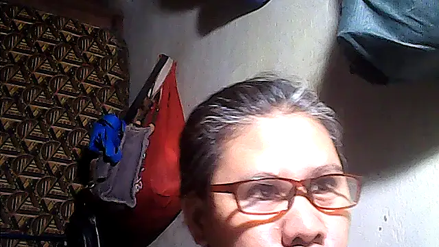 sweetsosie18 online show from May 28, 10:43 am