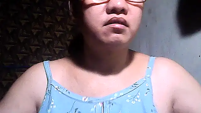 sweetsosie18 online show from March 16, 8:11 pm