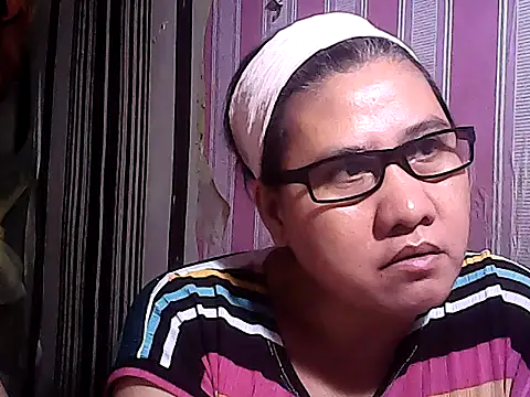 sweetsosie18 online show from September 26, 2:51 am