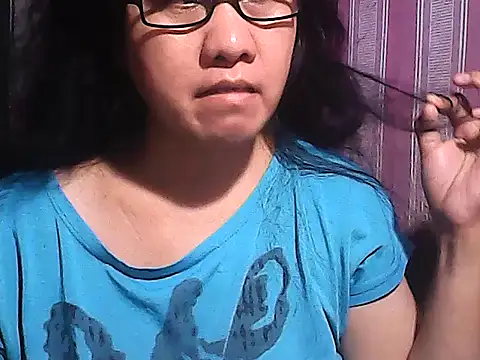 sweetsosie18 online show from October 11, 8:21 pm