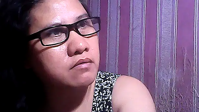 sweetsosie18 online show from September 12, 8:08 pm