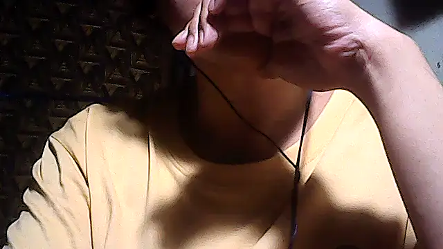 sweetsosie18 online show from March 13, 12:04 am