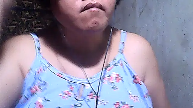 sweetsosie18 online show from February 24, 12:17 pm