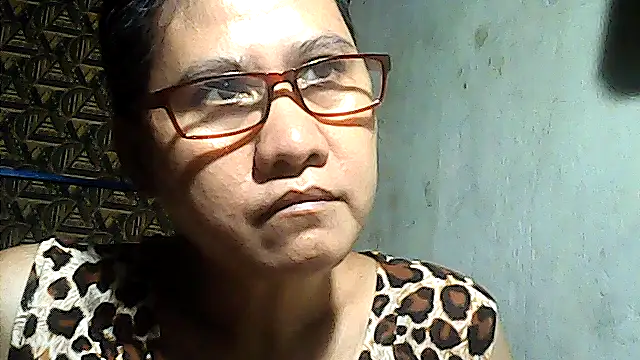 Snapshot of sweetsosie18 chatting on July 16, 3:25 am sweetsosie18 online show from July 16, 3:25 am