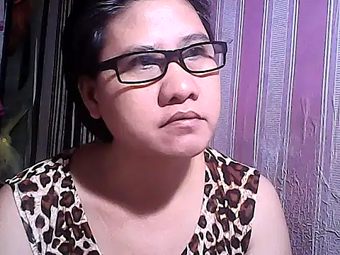 sweetsosie18 online show from September 28, 6:31 am