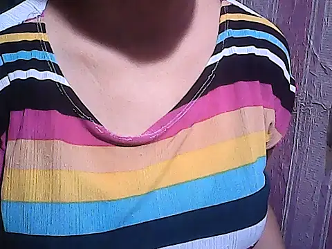 sweetsosie18 online show from September 17, 6:15 am