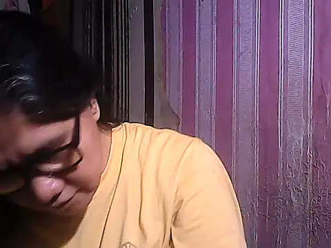 Snapshot of sweetsosie18 chatting on November 2, 6:35 pm sweetsosie18 online show from November 2, 6:35 pm