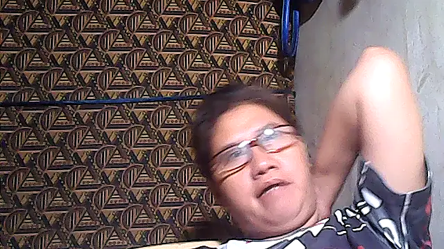 sweetsosie18 online show from March 18, 10:18 am