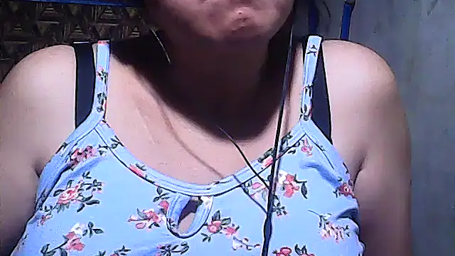 sweetsosie18 online show from February 26, 2:28 pm