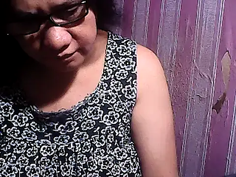 sweetsosie18 online show from March 21, 4:51 pm