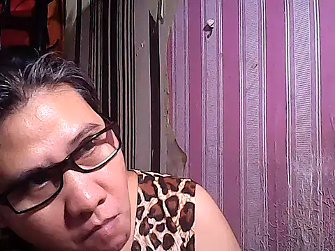sweetsosie18 online show from September 25, 2:17 am