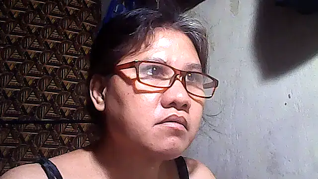 sweetsosie18 online show from March 29, 3:13 pm