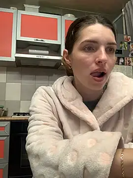 SeducingYoghourt online show from February 26, 4:05 pm