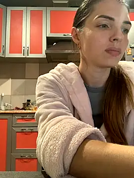 SeducingYoghourt online show from October 23, 4:05 pm