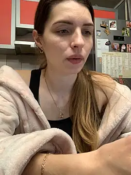SeducingYoghourt online show from February 15, 3:39 pm