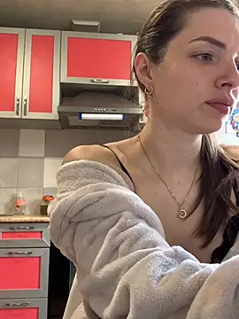 SeducingYoghourt online show from May 1, 1:49 pm