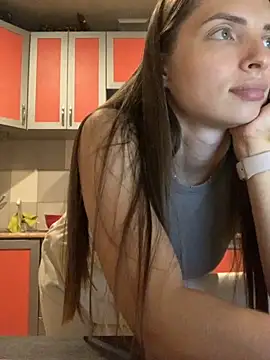 SeducingYoghourt online show from October 1, 4:00 pm