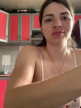 SeducingYoghourt online show from June 15, 1:33 pm