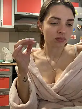 SeducingYoghourt online show from October 27, 3:46 pm