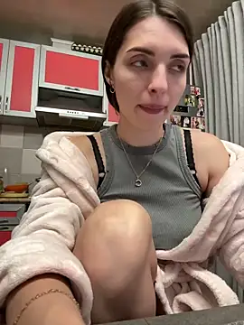 SeducingYoghourt online show from January 7, 4:37 pm