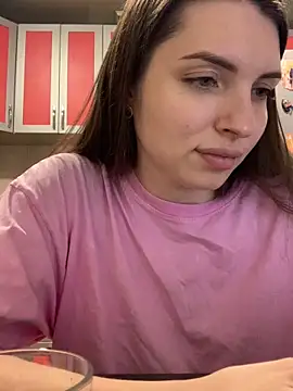 SeducingYoghourt online show from February 15, 4:17 pm