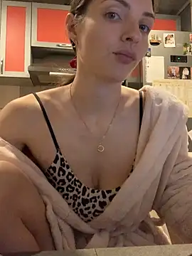 SeducingYoghourt online show from December 29, 3:45 pm