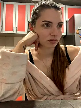 SeducingYoghourt online show from November 7, 2:10 pm