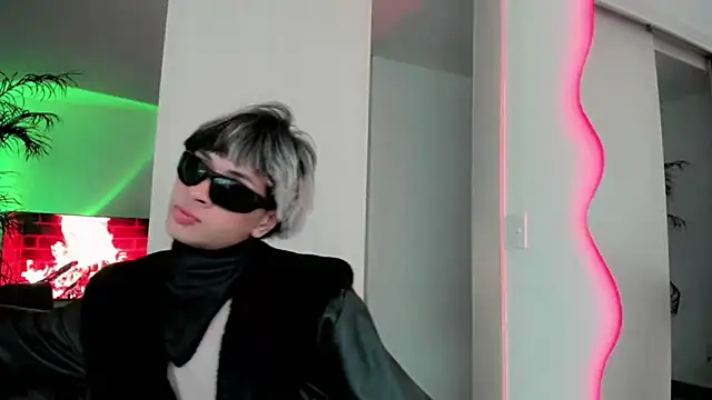 Snapshot of Sweet_Jack1 chatting on September 28, 4:14 pm Sweet Jack1 online show from September 28, 4:14 pm