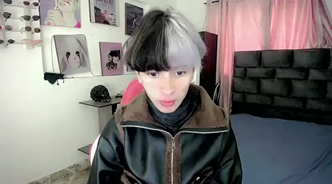 Snapshot of Sweet_Jack1 chatting on March 8, 3:02 pm Sweet Jack1 online show from March 8, 3:02 pm