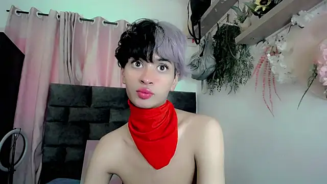 Snapshot of Sweet_Jack1 chatting on February 25, 8:32 pm Sweet Jack1 online show from February 25, 8:32 pm